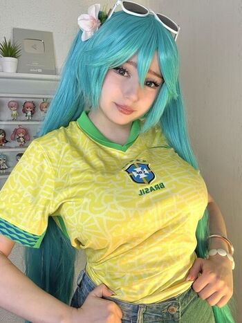 Full leaked Upminaa  page private onlyfans photo