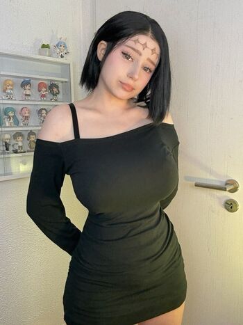 Full leaked Upminaa  page private onlyfans photo