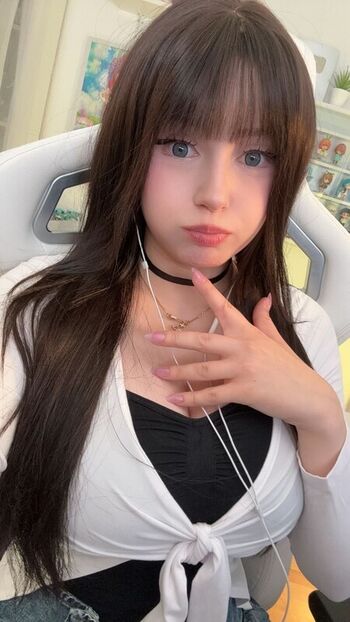 Full leaked Upminaa  page private onlyfans photo