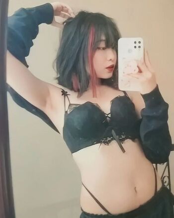 Full leaked Ur lxlimxmmy private onlyfans photo