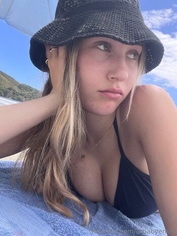 Full leaked Urbabyemily private onlyfans photo