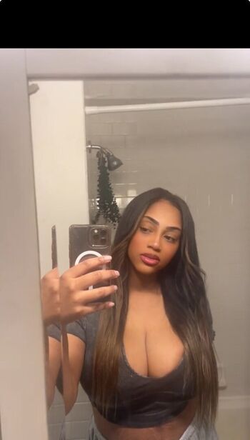 Full leaked Urbabyliah page private onlyfans photo