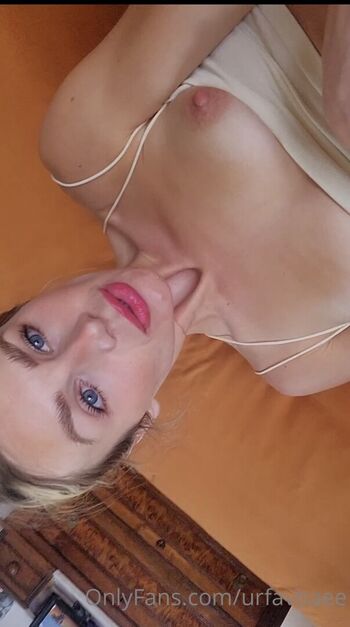 Full leaked Urfavbaee page private onlyfans photo