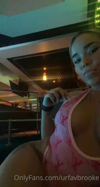 Full leaked Urfavbrooke private onlyfans photo