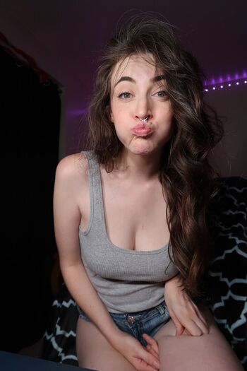 Full leaked Urhappywaifu private onlyfans photo