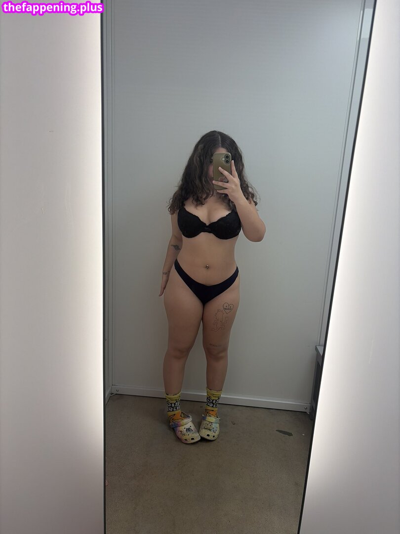 h3art4bra1nz / https: / mrtoogoodtocallorwritehisfans / uuufoundnemo / uuuufoundnemo Foto OnlyFans Nuda #31