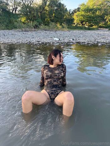 Full leaked Uwujennn private onlyfans photo