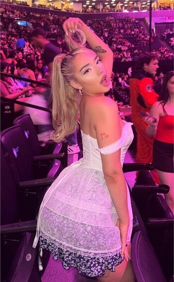 Full leaked Elena sottana/ private onlyfans photo