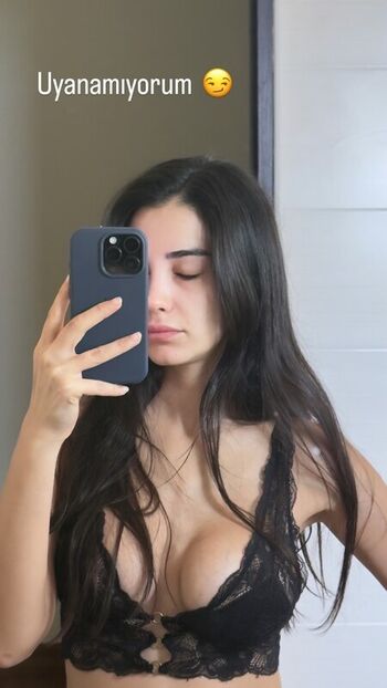 Full leaked Vahide bulu private onlyfans photo