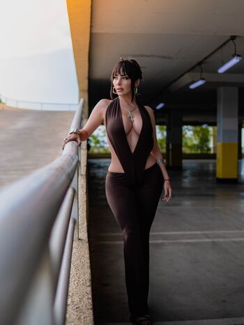 Full leaked Vaimonroe private onlyfans photo