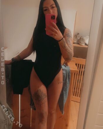 Full leaked Vaja page private onlyfans photo