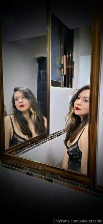 Full leaked Valejetzahel private onlyfans photo