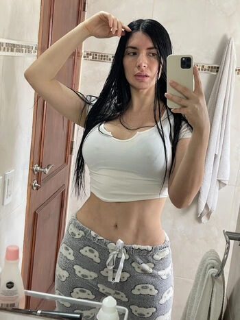 Full leaked Valentina private onlyfans photo