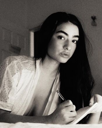 Full leaked Valentina buzzurro page private onlyfans photo