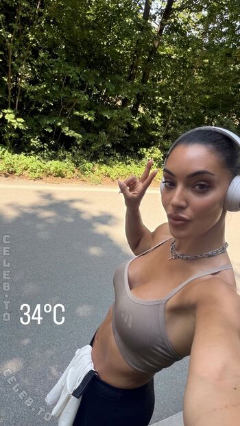 Full leaked Valentina maceri private onlyfans photo