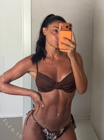 Full leaked Valentina maceri page private onlyfans photo