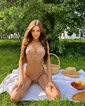Full leaked Valentina melis private onlyfans photo