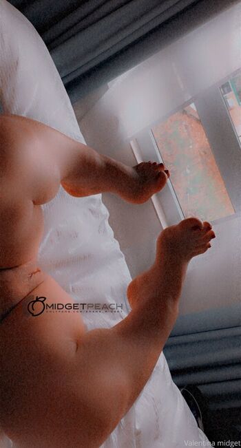 Full leaked Valentinamidgetxo private onlyfans photo