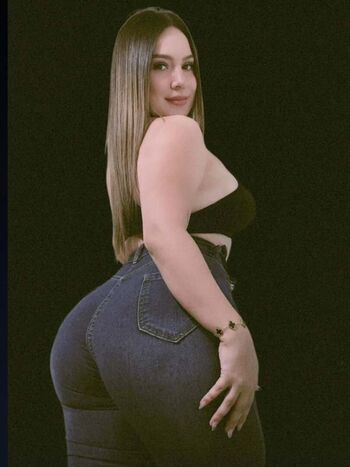 Full leaked Valeri   page private onlyfans photo