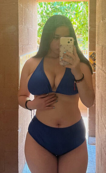 Full leaked Valeria lapizco private onlyfans photo
