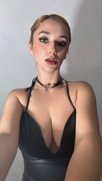 Full leaked Valeria m ar private onlyfans photo