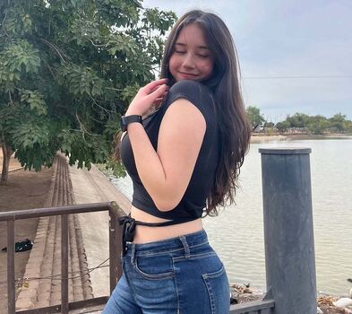 Full leaked Valeria private onlyfans photo