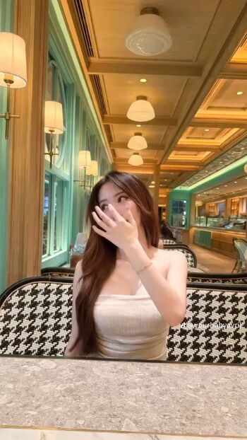 Full leaked Valerie avril private onlyfans photo