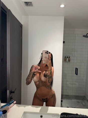 Full leaked Valerie cossette  page private onlyfans photo