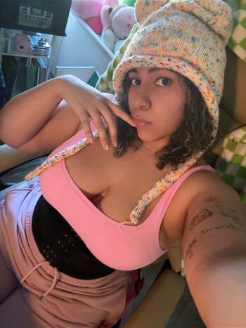 Full leaked Valeriezun private onlyfans photo