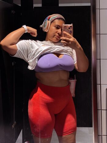 Full leaked Valeriezun private onlyfans photo