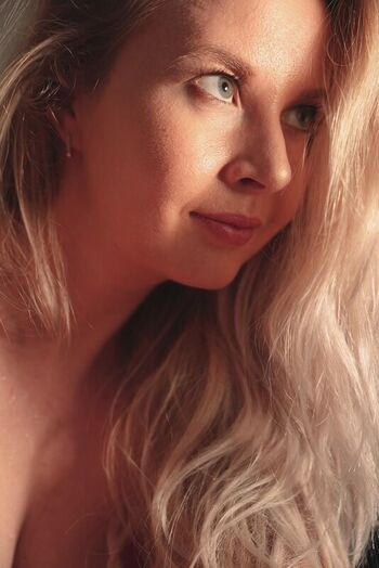 Full leaked Valeriya asmr private onlyfans photo