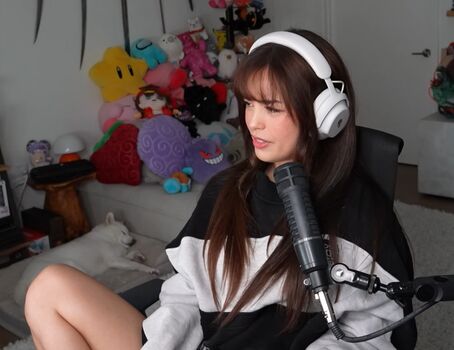 Full leaked Valkyrae  page private onlyfans photo