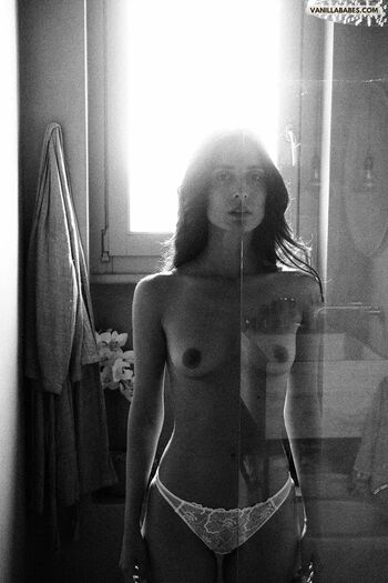 Full leaked Vallie plagirafe private onlyfans photo
