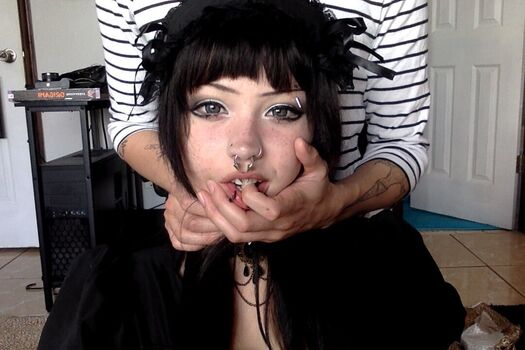 Full leaked Valvampire private onlyfans photo