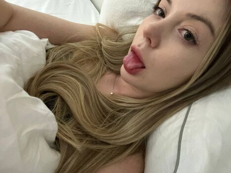 Full leaked Valyusha private onlyfans photo