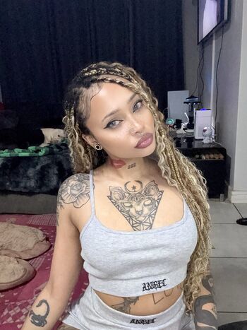 Full leaked Vampiressharley private onlyfans photo