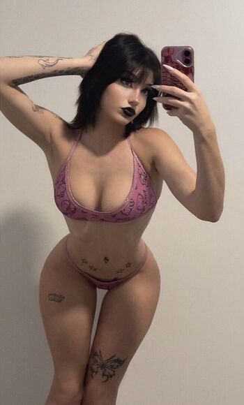 Full leaked Vampy bites private onlyfans photo