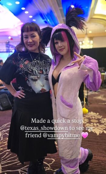 Full leaked Vampybitme private onlyfans photo