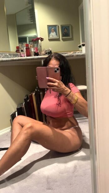 Full leaked Vancitymami private onlyfans photo