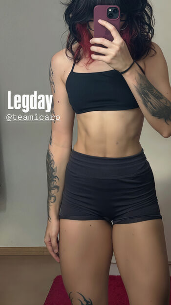 Full leaked Vaneeeer private onlyfans photo