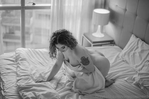 Full leaked Vanessapineiro private onlyfans photo