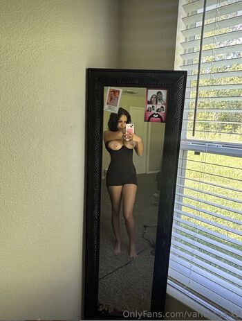 Full leaked Vanesssa x private onlyfans photo