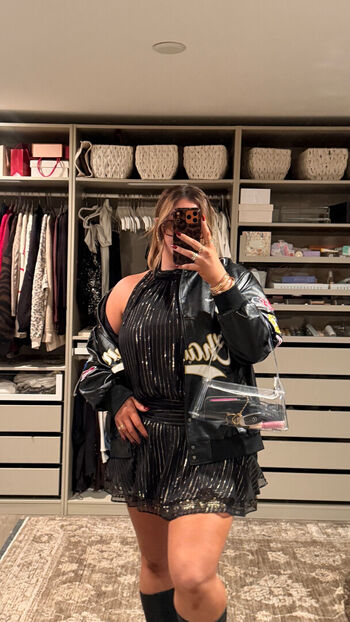 Full leaked Vanezznezz private onlyfans photo