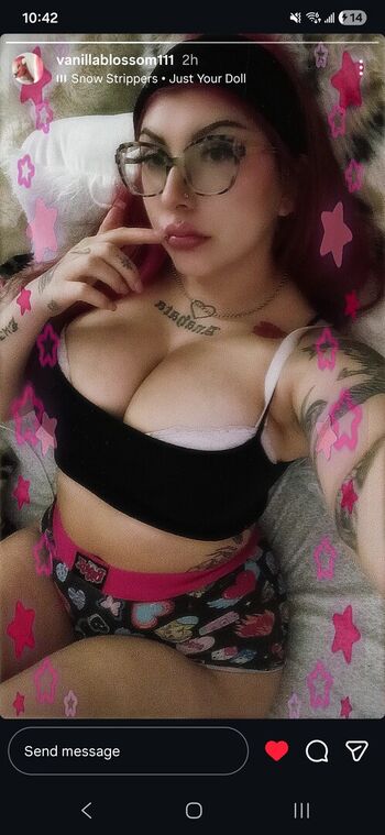 Full leaked Vanillablossom private onlyfans photo