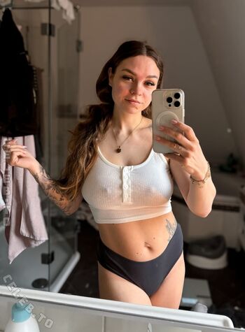 Full leaked Vannisecret private onlyfans photo