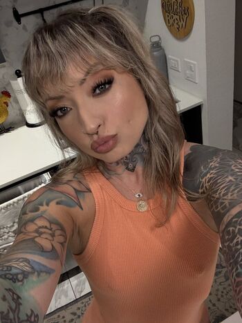 Full leaked Vanyviciousofficial private onlyfans photo