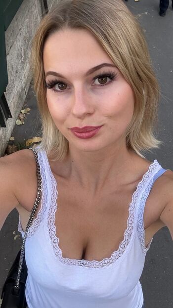 Full leaked Varvarik star private onlyfans photo