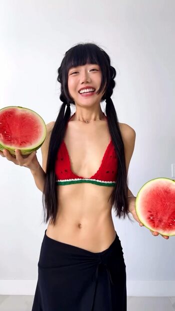 Full leaked Veganbunnyelle private onlyfans photo