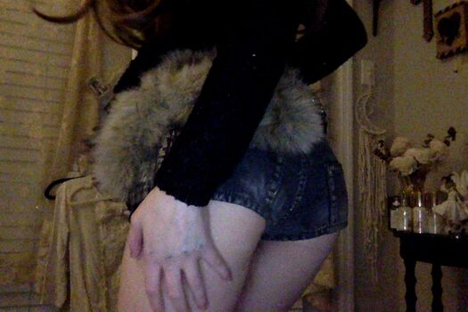Full leaked Veildose private onlyfans photo