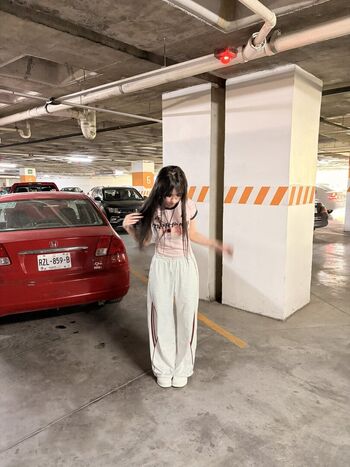 Full leaked Vekikusuo private onlyfans photo